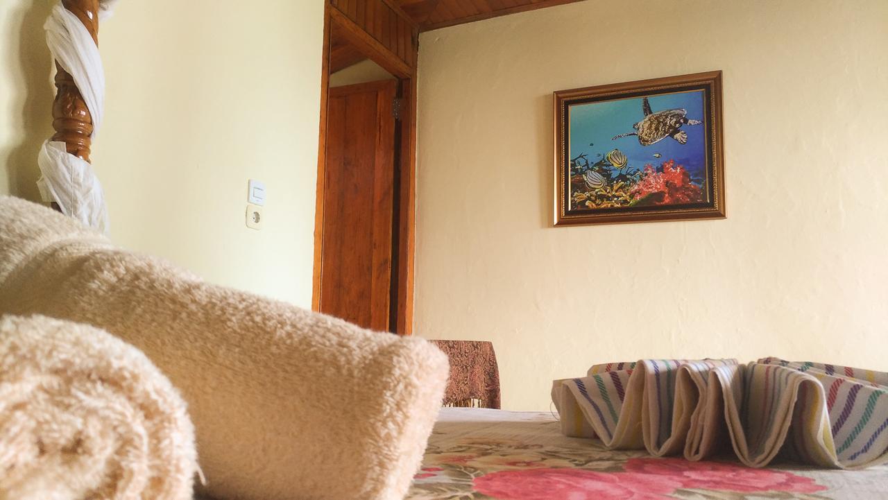 Hotel Panorama Backpackers Bunaken Zewnętrze zdjęcie