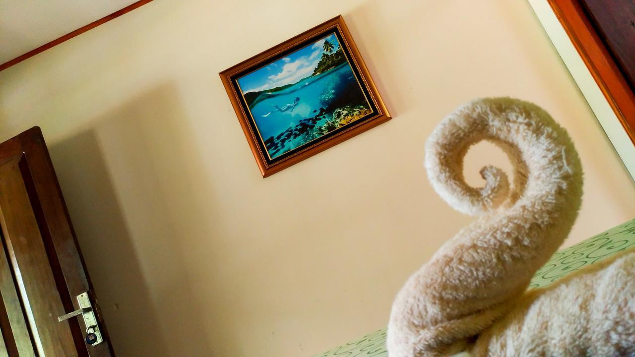 Hotel Panorama Backpackers Bunaken Zewnętrze zdjęcie